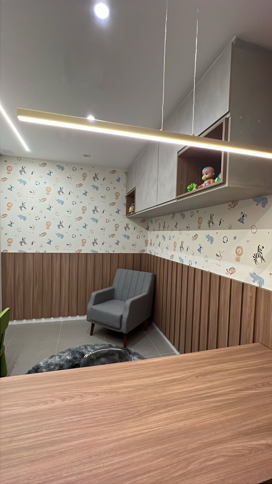 Papel de Parede Infantil Bichinhos Off White - Imagem 3